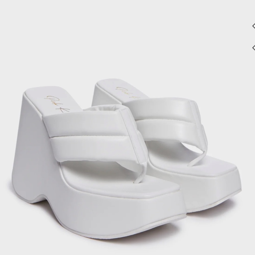 I'm Hypnotized Platform Sandals - White